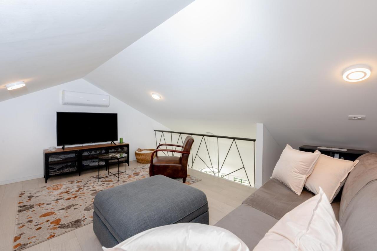 Apartment "Dida" With Free Private Parking Солин Экстерьер фото
