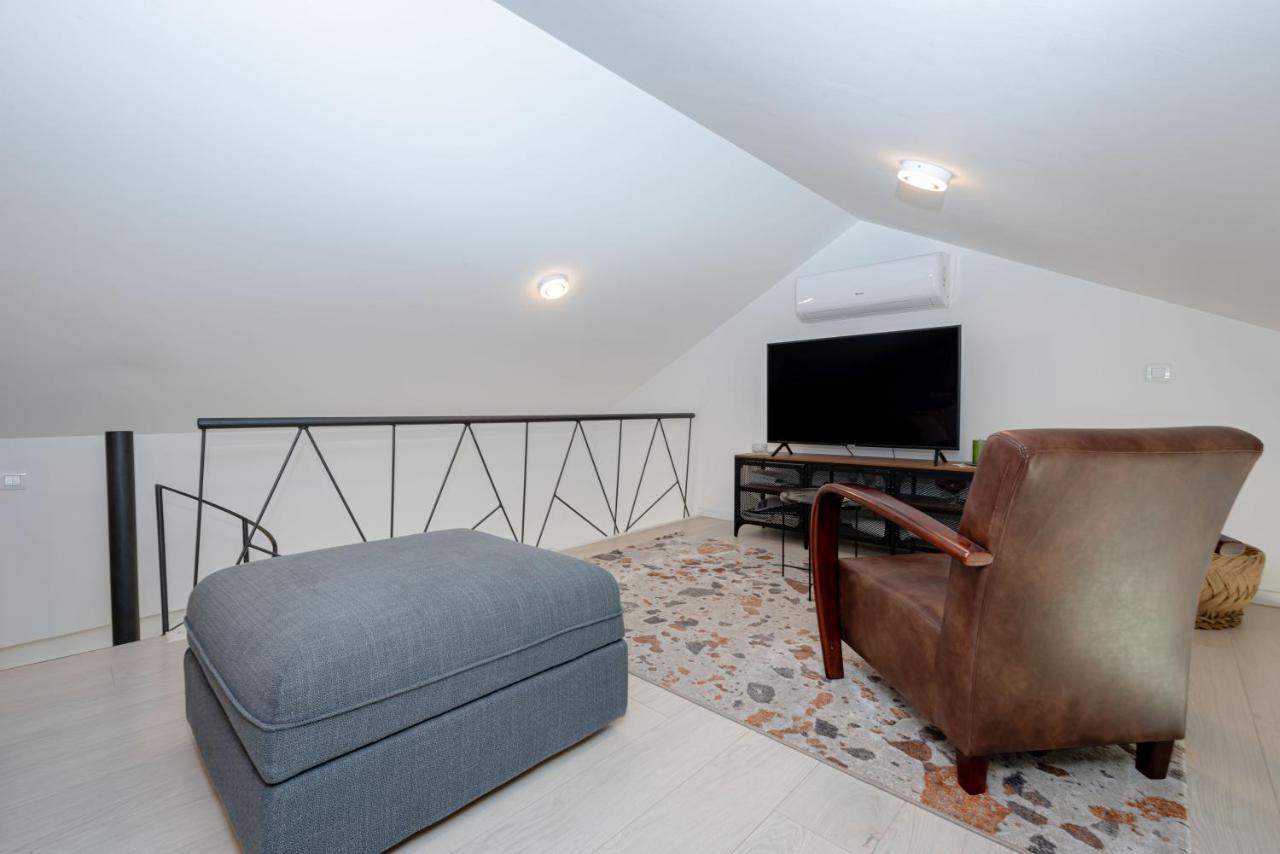 Apartment "Dida" With Free Private Parking Солин Экстерьер фото