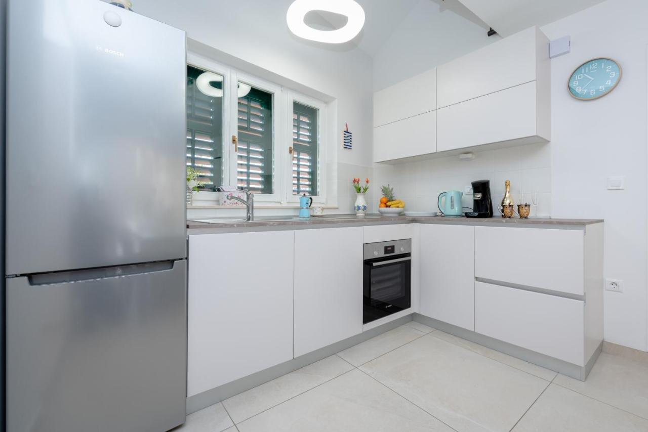 Apartment "Dida" With Free Private Parking Солин Экстерьер фото