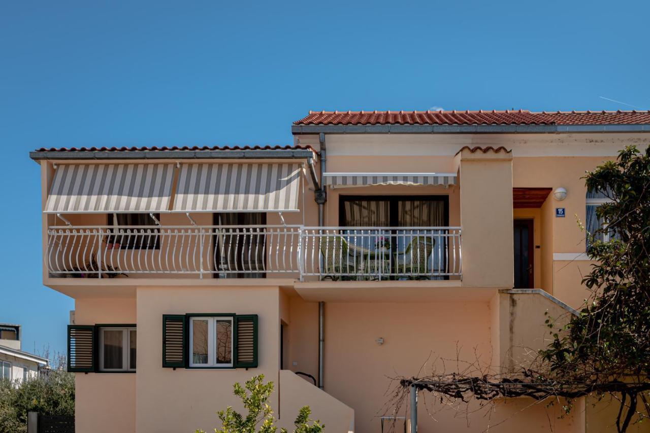 Apartment "Dida" With Free Private Parking Солин Экстерьер фото