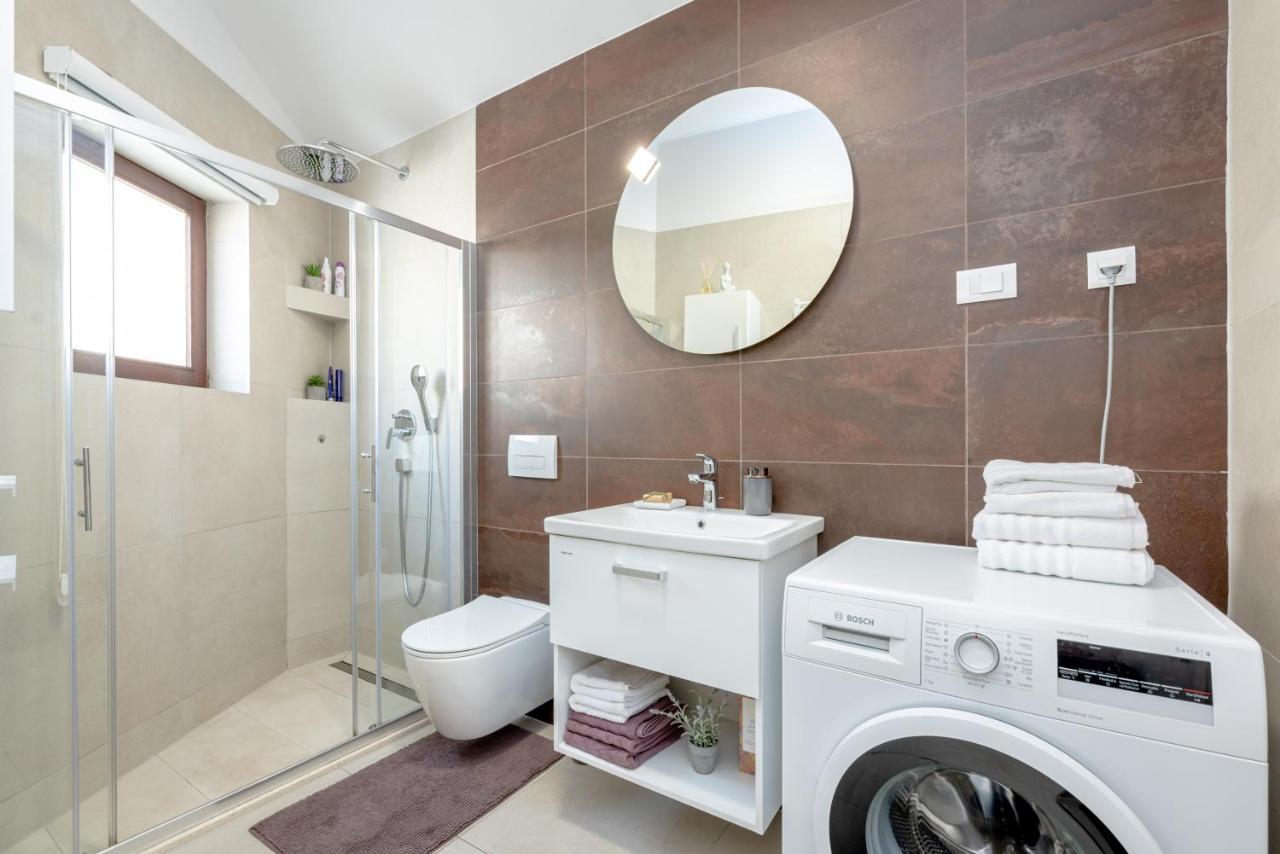 Apartment "Dida" With Free Private Parking Солин Экстерьер фото