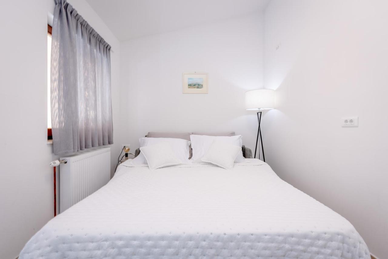 Apartment "Dida" With Free Private Parking Солин Экстерьер фото